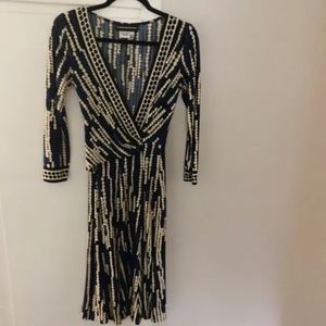 Donna Morgan Blue & Black printed dress sz 2 EUC